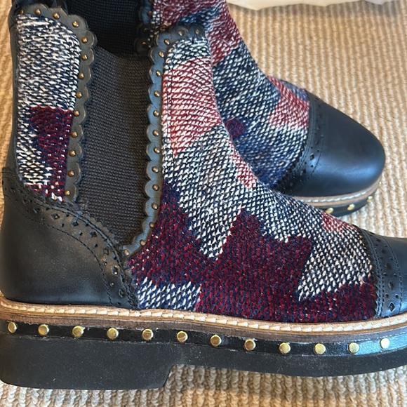 NEW FREE PEOPLE atlas Chelsea kilim boots in blue combo size 36 - Picture 11 of 12